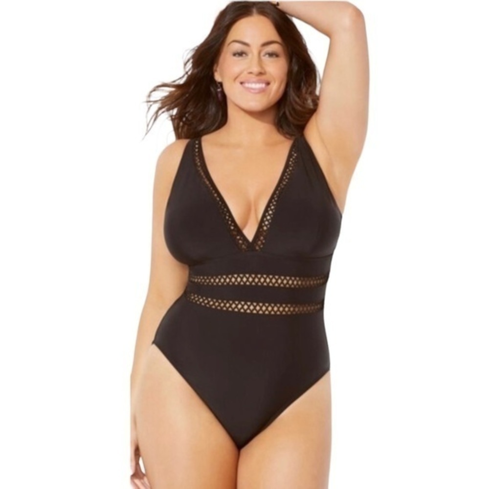 Swimsuits for all LATTICE PLUNGE ONE PIECE